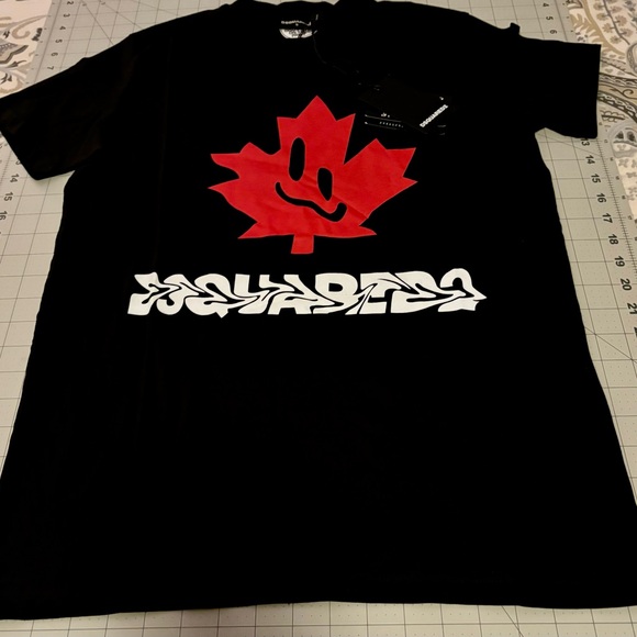 DSQUARED2 Leaf Men's BLACK Graphic Tee Size S NWT GR8 Gift - Picture 4 of 16